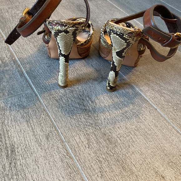 Prada sandals, size 6 1/2 - Picture 4 of 6